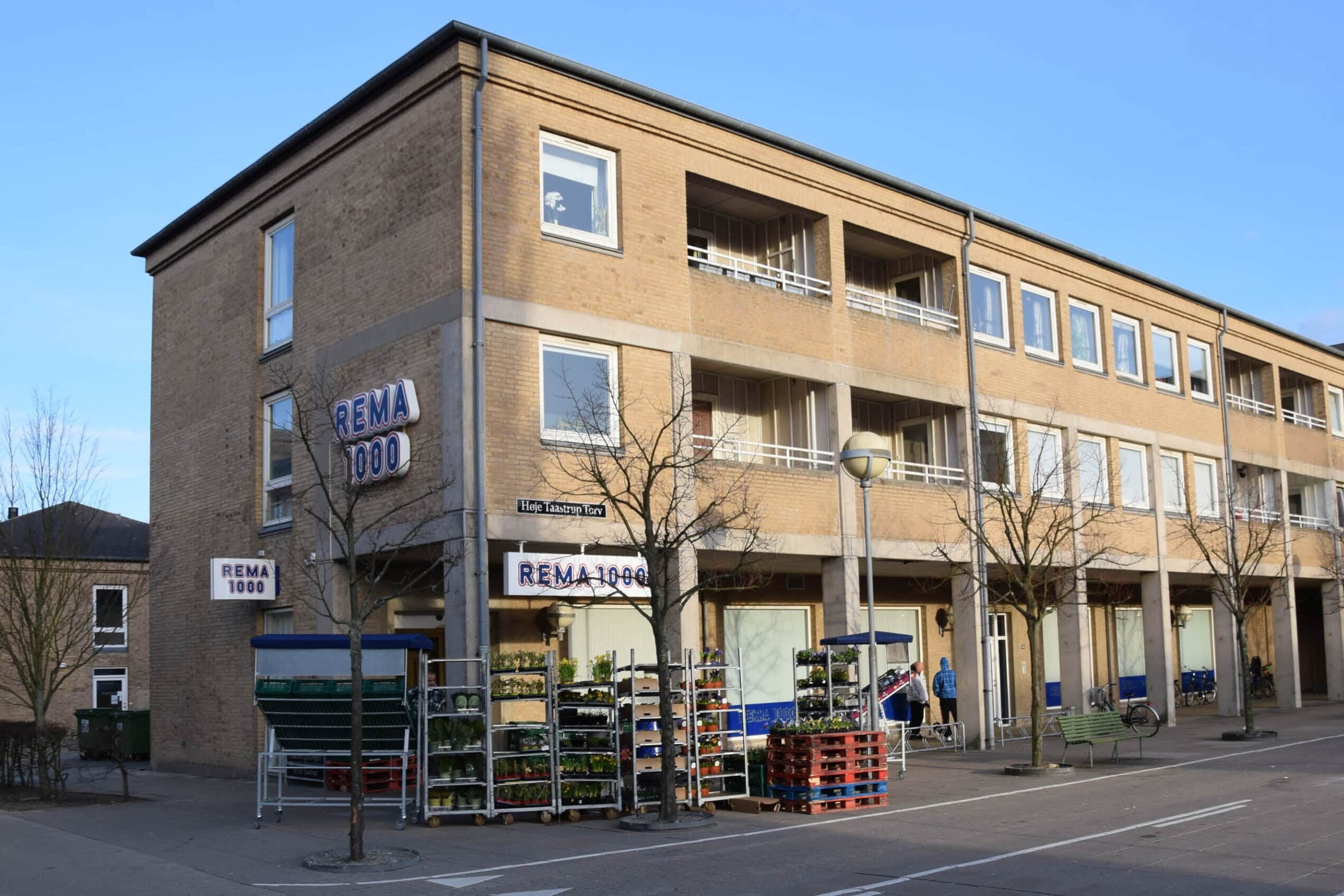 Investeringsprojekt med Rema1000 som lejer, beliggende ved København på adressen Høje Taastrup Boulevard 41 Høje Taastrup 2630.